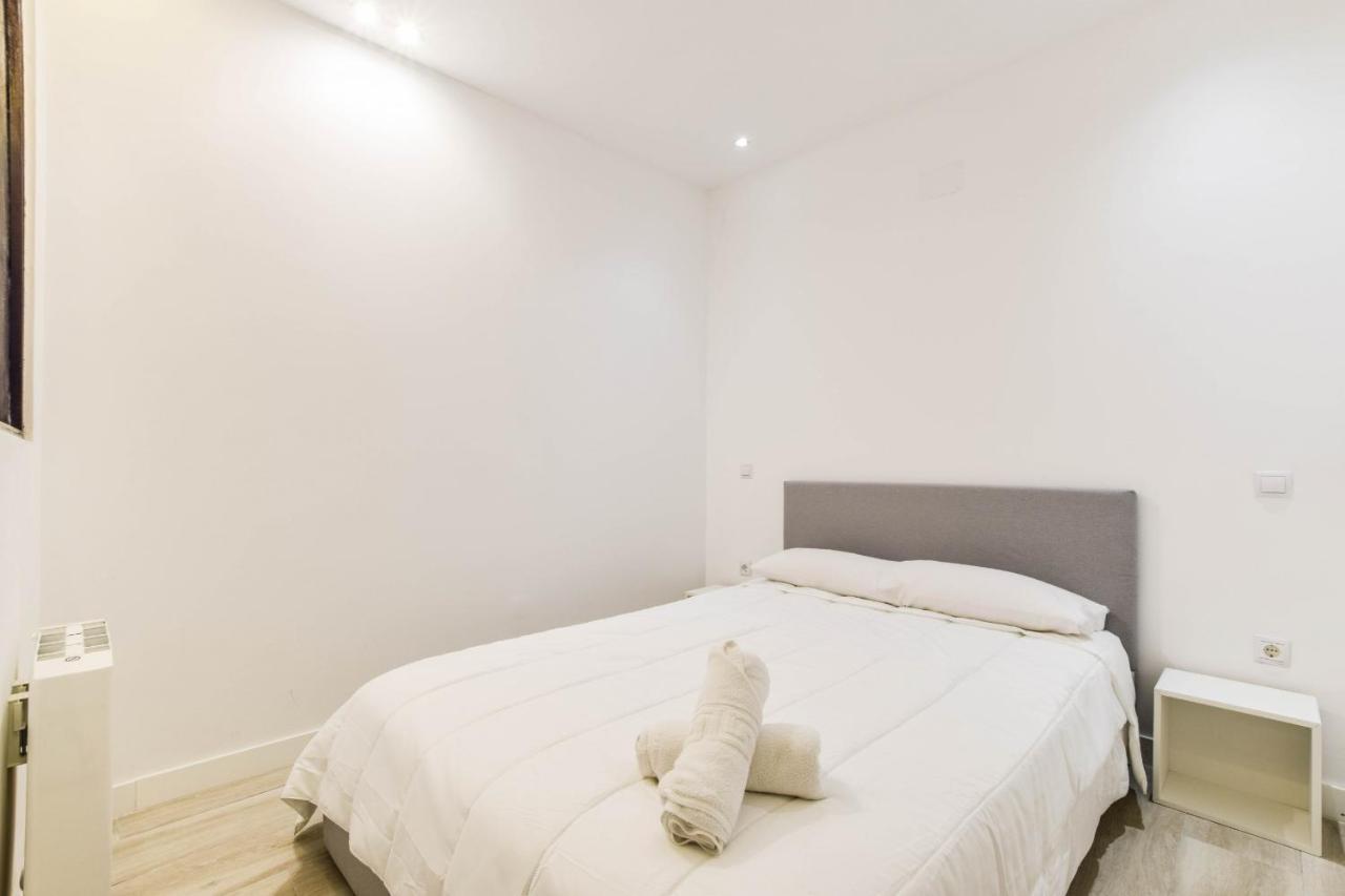 Apartamento En Anton Martin Madrid Exterior photo